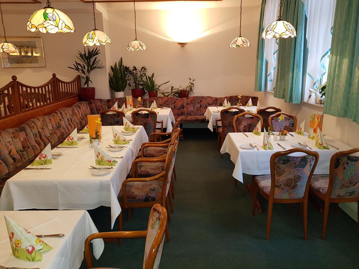 Am Rossplan Hotel Altenburg Exterior foto
